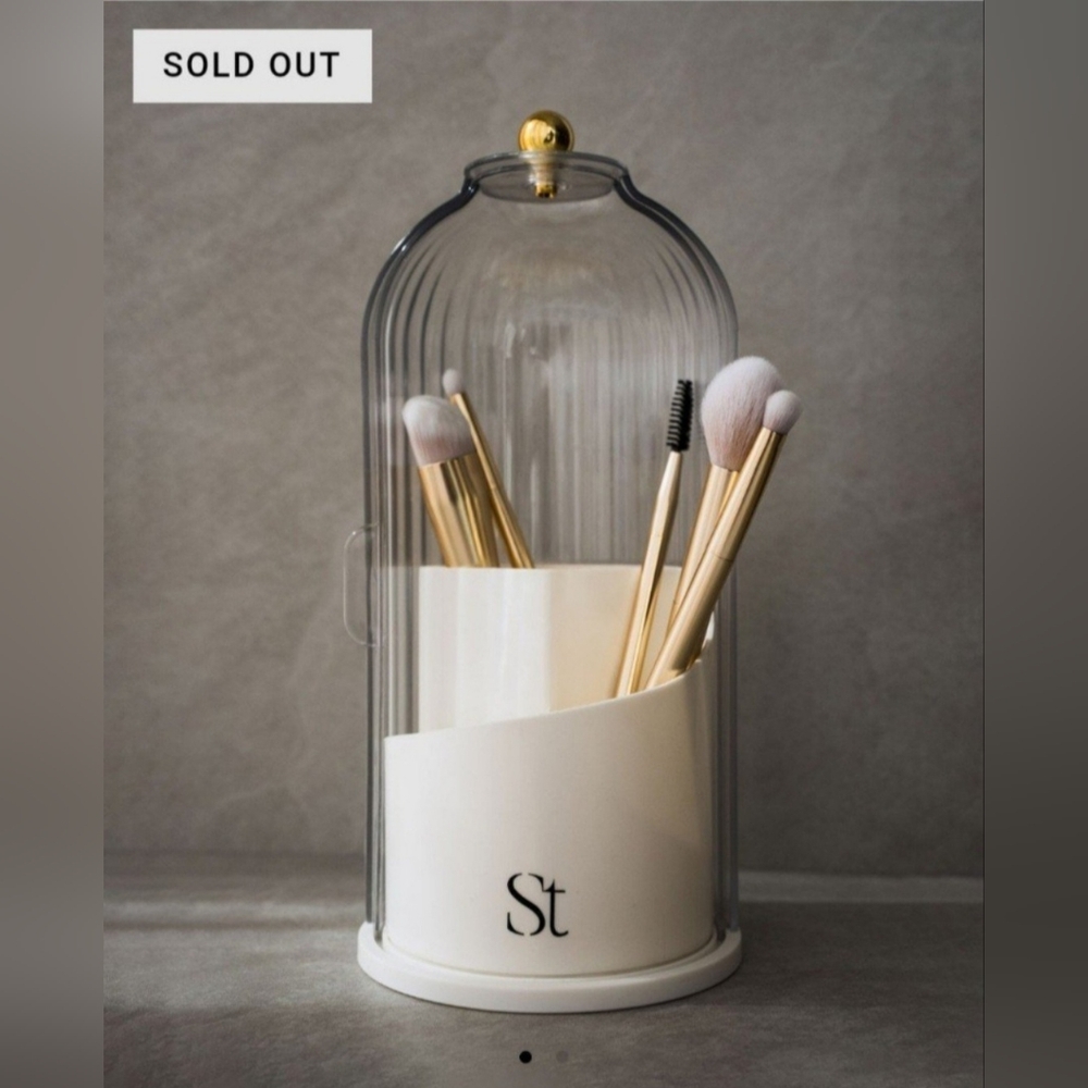 Seint Enchanted Brush Holder ✨️